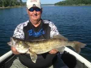 Norfork Lake fishing and lake conditions by Scuba Steve from Blackburns Resort and Boat rental (click here for comments)