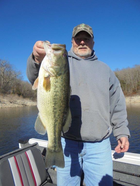 Norfork Lake Condition and Fishing Report by Scuba Steve from Blackburns Resort and Boat Rental (click here for comment)