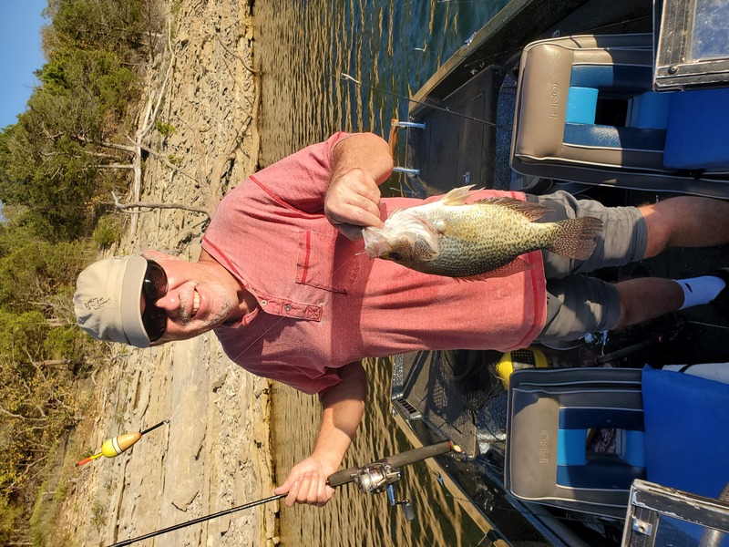 Norfork Lake conditions, fall foliage and fishing report by Scuba Steve from Blackburns Resort and Boat Rental.(click here for comments)