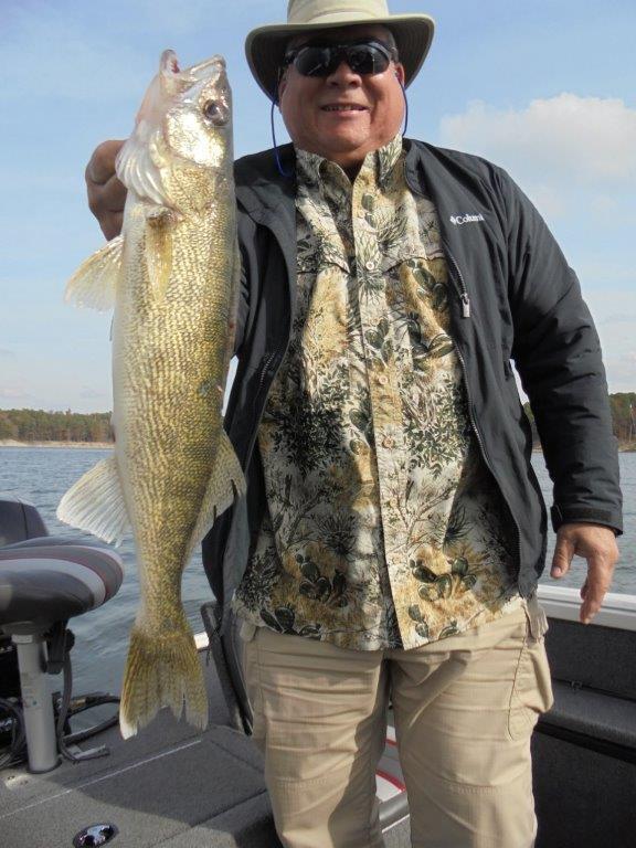Norfork Lake condition and fishing report by Scuba Steve from Blackburns Resort and Boat Rental.