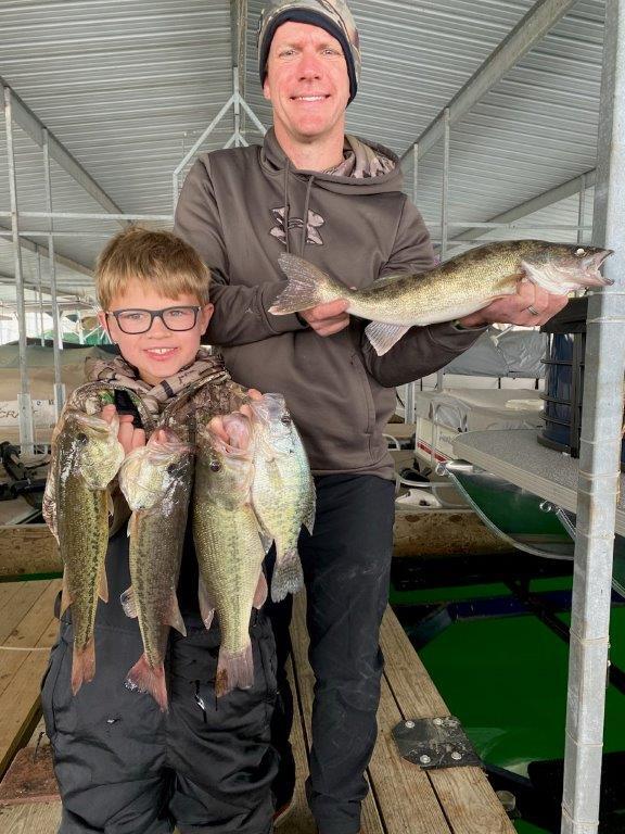 Norfork Lake arkansas near Mountain Home in the Ozarks Mountains Region Fishing Report and lake condition by Scuba Steve from Blackburns Resort and Boat rental.