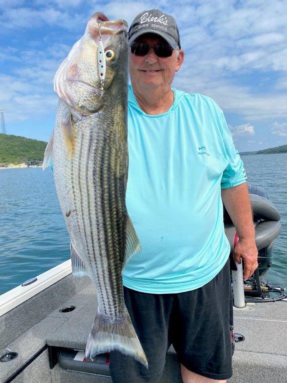 Norfork Lake Arkansas near Mountain Home in the Ozarks Mountains Region Fishing Report and lake Condition by Scuba Steve from Blackburns Resort and Boat rental. 