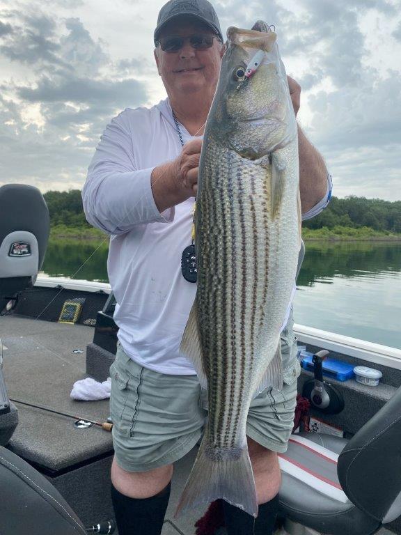 Norfork Lake Arkansas near mountain Home in the Ozarks Mountains Region Fishing Report and Lake Condition By Scuba Steve from Blackburns Resort and Boat Rental. 