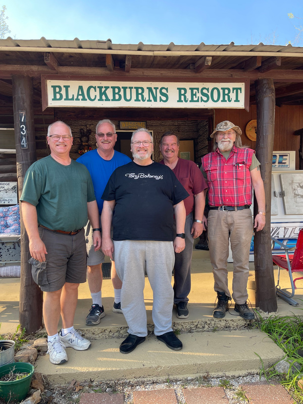 The Gracyalnys and Dale Steadman from Wisconsin just left. Nice fellows. Always welcome here.