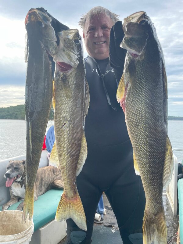 Fisherman Mike with some nice Norfork Lake Walleye Scuba Diving. Blackburns Resort and Boat Rentasl is your Scuba headquarters for Norfork lake. 